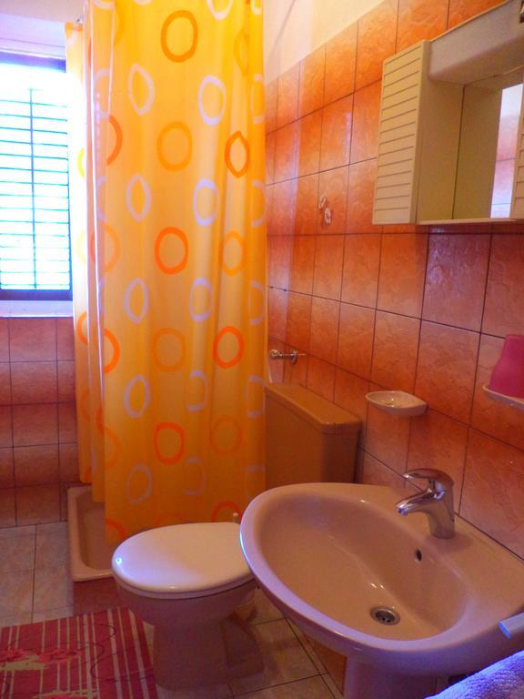 Apartments Vesna Kampor エクステリア 写真