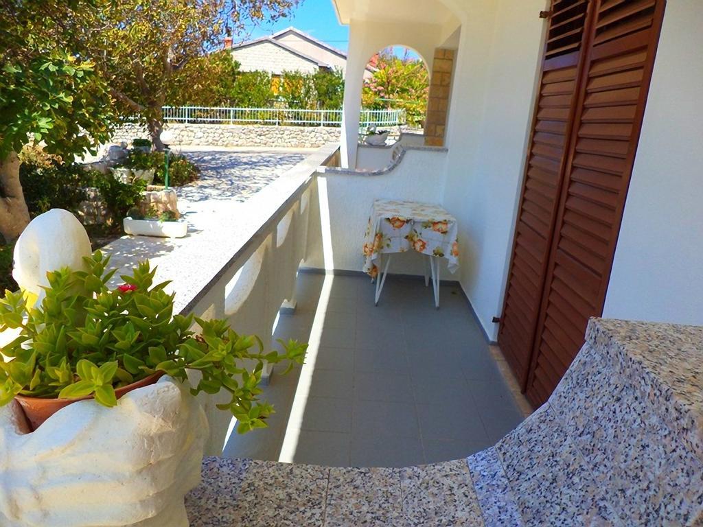 Apartments Vesna Kampor エクステリア 写真