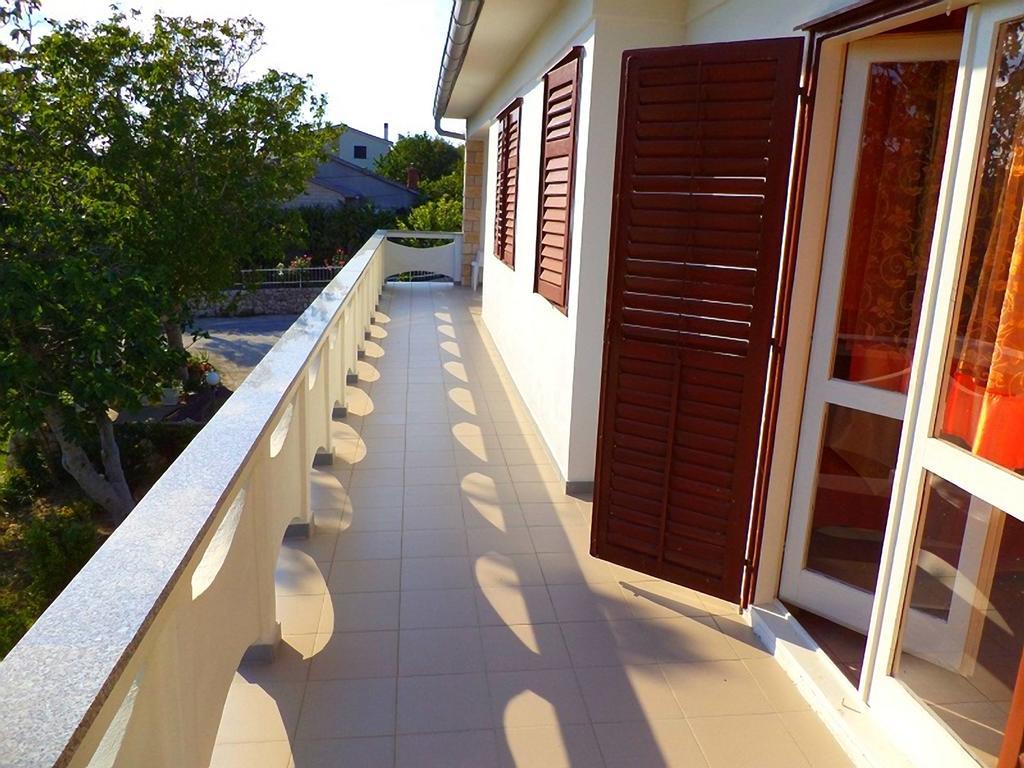 Apartments Vesna Kampor エクステリア 写真