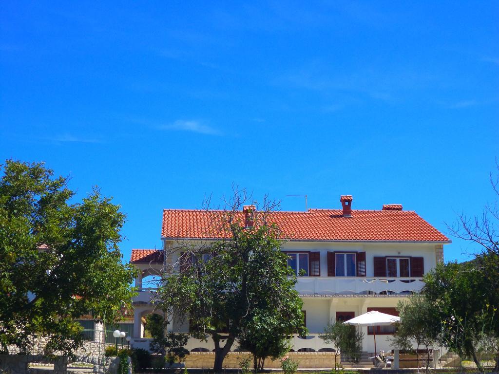 Apartments Vesna Kampor エクステリア 写真